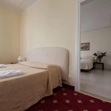 Hotel Byron 3*